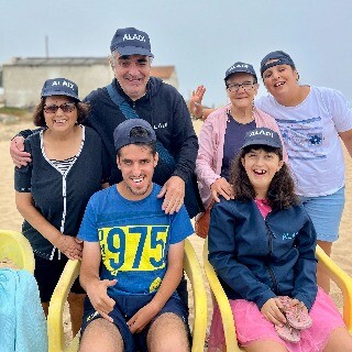Imagem da Utentes de Lar e CACI desfrutam de dias de praia em Lavra