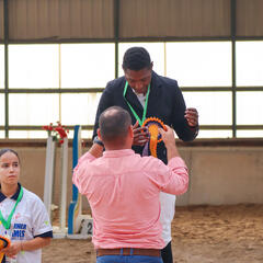 Galeria - Imagem 13 da Utente da ALADI conquista medalha de prata em prova de equita��o