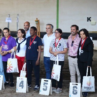 Imagem da Desempenho notável de utentes da ALADI em prova de equitação