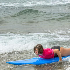 Galeria - Imagem 0 da Utentes participam em iniciativa de Surf Adaptado em Leça da Palmeira
