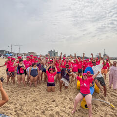 Galeria - Imagem 8 da Utentes participam em iniciativa de Surf Adaptado em Leça da Palmeira