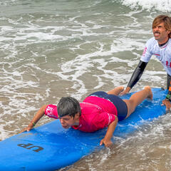 Galeria - Imagem 6 da Utentes participam em iniciativa de Surf Adaptado em Leça da Palmeira