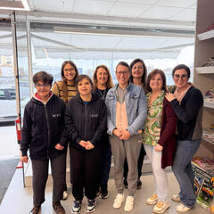 Galeria - Imagem 2 da Utentes dão vida à montra de Natal da Papelaria Galeria