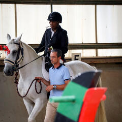 Galeria - Imagem 6 da Utente da ALADI conquista medalha de prata em prova de equita��o