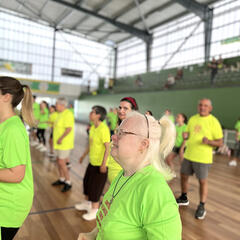 Galeria - Imagem 1 da Multid�o re�ne-se no CRPF Lavra para �dan�ar contra o Cancro�